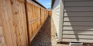 Beautiful 3 Bedroom 2 Bathroom Home Available Now Gallery 20