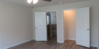 1321 Crestview Drive Gallery 17