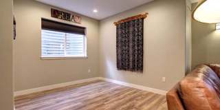 Spacious 3 BDR Townhome on Golf Course Gallery 40