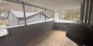 3 bedroom 1.5 bathroom for rent in Arlington Gallery 7