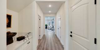 131 N Un St Gallery 12