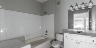 6105 Regency Court Gallery 30
