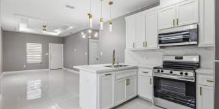 1802 West Violet Drive - 2 Gallery 33