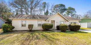 4 Bed/2 Bath Furnished Single Family Home in Surfside 1 Mile to the Beach By Golf Cart! Gallery 8
