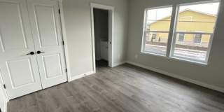 Modern 3-Bedroom Home Backing to Greenbelt in Meridian! Gallery 5