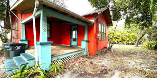 FIRST MONTH RENT FREE! 2/1 HOME IN DOWNTOWN RIVER DISTRICT! FIRST MONTH RENT FREE! 2/1 HOME IN DOWNTOWN RIVER DISTRICT! Gallery 1