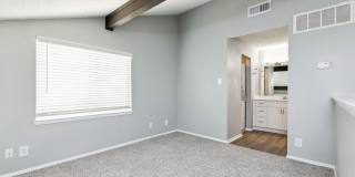 Stonehill Gallery 61