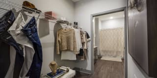 The Ivy at Berlin Place Gallery 8