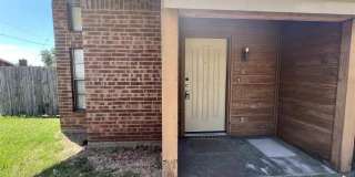 4501 MISTLETOE DRIVE Gallery 1