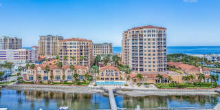 521 MANDALAY AVENUE Gallery 44