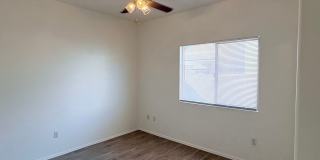 4 bed/3bath in desirable Paseo Del Rio Community Gallery 9