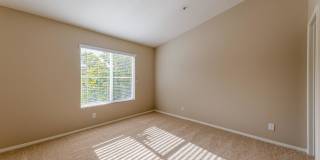 Laurel Canyon Apartment Homes Gallery 27