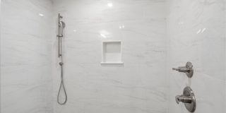 222 HERMITAGE Street Gallery 35