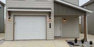 New Beginnings Start At AMRR: Spacious 2 Bedroom In Centerton, AR! Gallery 1