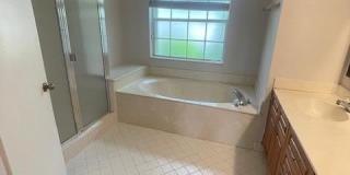 1328 Bayview Circle Gallery 23