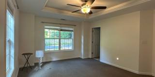 Normaltown, move-in ready. Shorter lease terms available Normaltown, move-in ready. Shorter lease terms available Gallery 33
