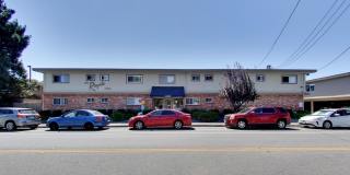 ROYALE APARTMENTS Gallery 21