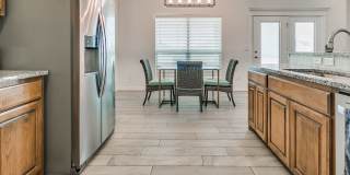 3 Bed, 2 Bath Home with Bonus Office and  Huge Workshop Gallery 16