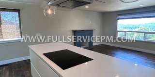 Exceptional South Beacon Hill 3 BD 2 BA! Huge Deck! Gallery 14