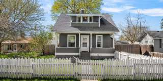 Great Location! Northtown Charmer! Gallery 28