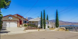 Charming 3 Bed 2 Bath In Spring Valley Gallery 1