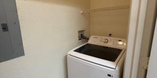 1602 Belmont Place Gallery 10