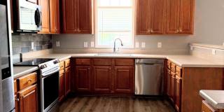 Beautiful Mirror Lake Home for Rent! Beautiful Mirror Lake Home for Rent! Gallery 9
