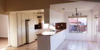 *DO NOT DISTURB TENANTS- 4 bedroom 2 bath home w/POOL!! Gallery 9