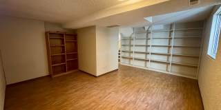 4 Bedroom Home in Villa Loma-Available NOW Gallery 29