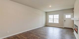 Modern Charm: 2-Bedroom, 2-Bathroom Home with Open Floor Plan and Rear Load Garage Gallery 8