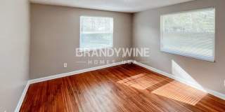 1001 Fields Road Gallery 14