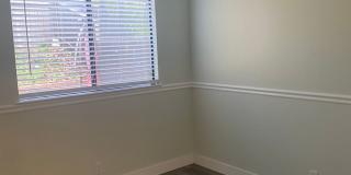 A Must See Roseville 3 Bedroom, 2 bath Home Gallery 22