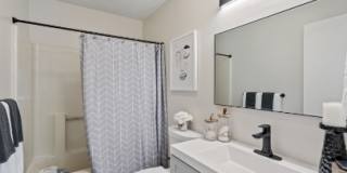 2551 Bradford Court Gallery 13