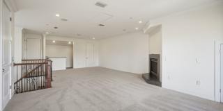 Luxury Townhome with 2 Car-Garage (Partial Utilities Included) Gallery 28