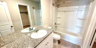 *MOVE IN SPECIAL* Comfortable Living with Open Kitchen & Fenced Yard! Gallery 10