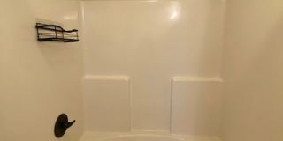 3 Bedroom 2 Bath home in LEXINGTON. Gallery 13