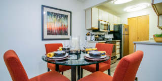 Woodcliffe Apartment Homes Gallery 14