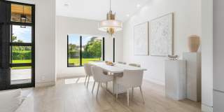 11173 Manatee Gallery 13