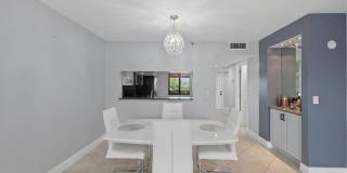 2206 S Cypress Bend Drive Gallery 1