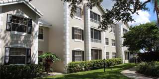 2860 N Oakland Forest Dr Gallery 1