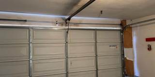 Spacious Home For RENT: 3 Bed / 2 Bath, Fenced in yard + 2 Car Garage!  MOVE IN READY! Gallery 14