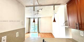 1035 West Ave Gallery 7