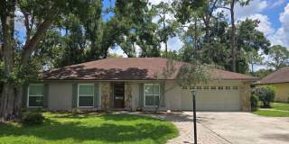 Lovely 4 Bedrooms / 2 Bathrooms / 2-Car Garage Gallery 1