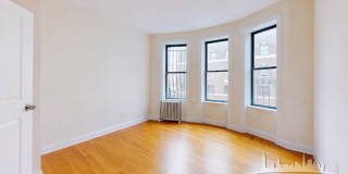 229 E 12th ST Gallery 3