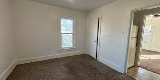 HM 1608 E 12th St - For Sale Chris McDaniel Gallery 7