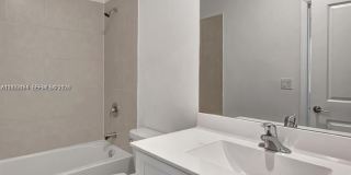 1857 SE 26th Ter Gallery 11