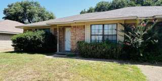324 Mill Creek Circle Gallery 1