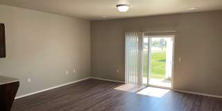 Jackson Heights Apartments & Townhomes Gallery 3
