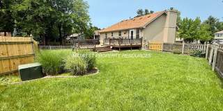 Spacious 3 Bed, 2.5 Bath Home with Finished Basement & Fenced Yard. Gallery 22