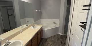 1325 Oakwood Ct Gallery 15